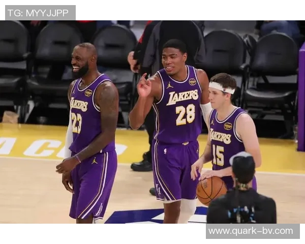 老詹复出后无球化转型展现惊人效果适应能力超乎预期的常青树